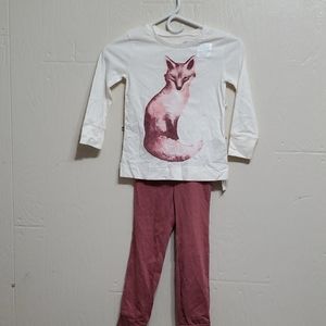 t-shirt/joggers